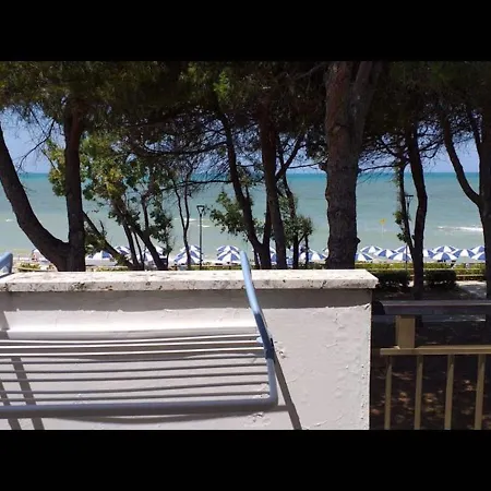 Spacious Double Beside The Sea 3* Pineto