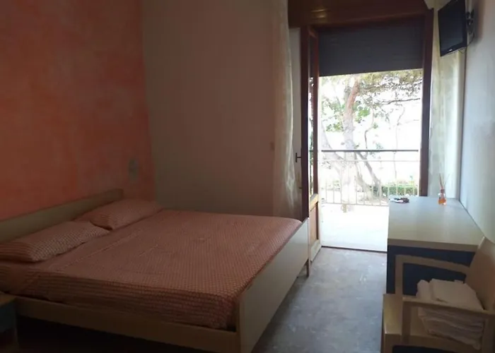 Spacious Double Beside The Sea 3*